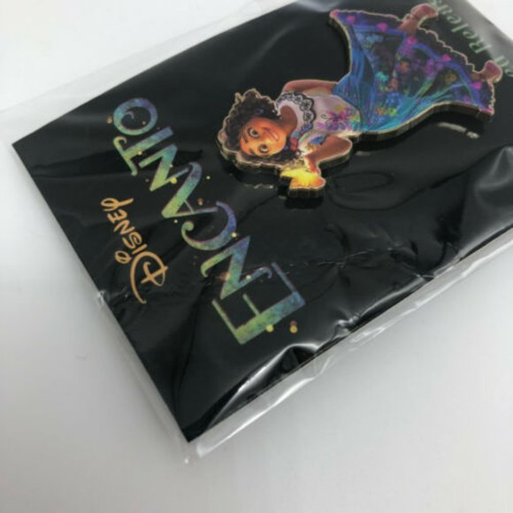 Disney Movie Rewards MIRABEL ENCANTO Trading Pin Limited Release New, RARE!! - Picture 2 of 5